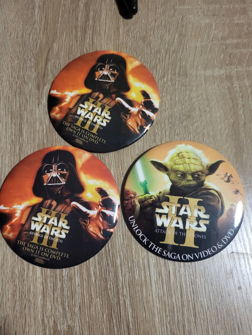 Vintage Starwars Episode 2 And 3 2005 Vhs And Dvd  Yoda And Vader Buttons
